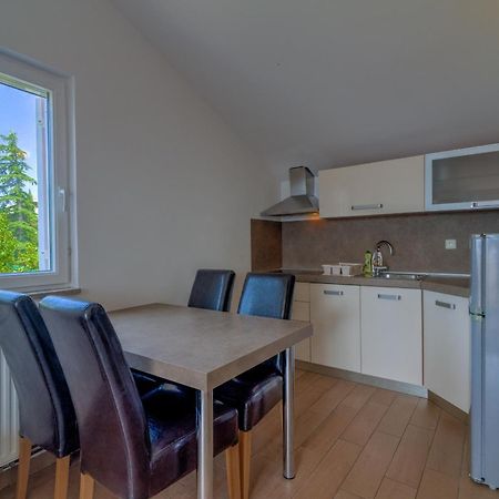 Apartmani Lili Нови-Винодолски Экстерьер фото