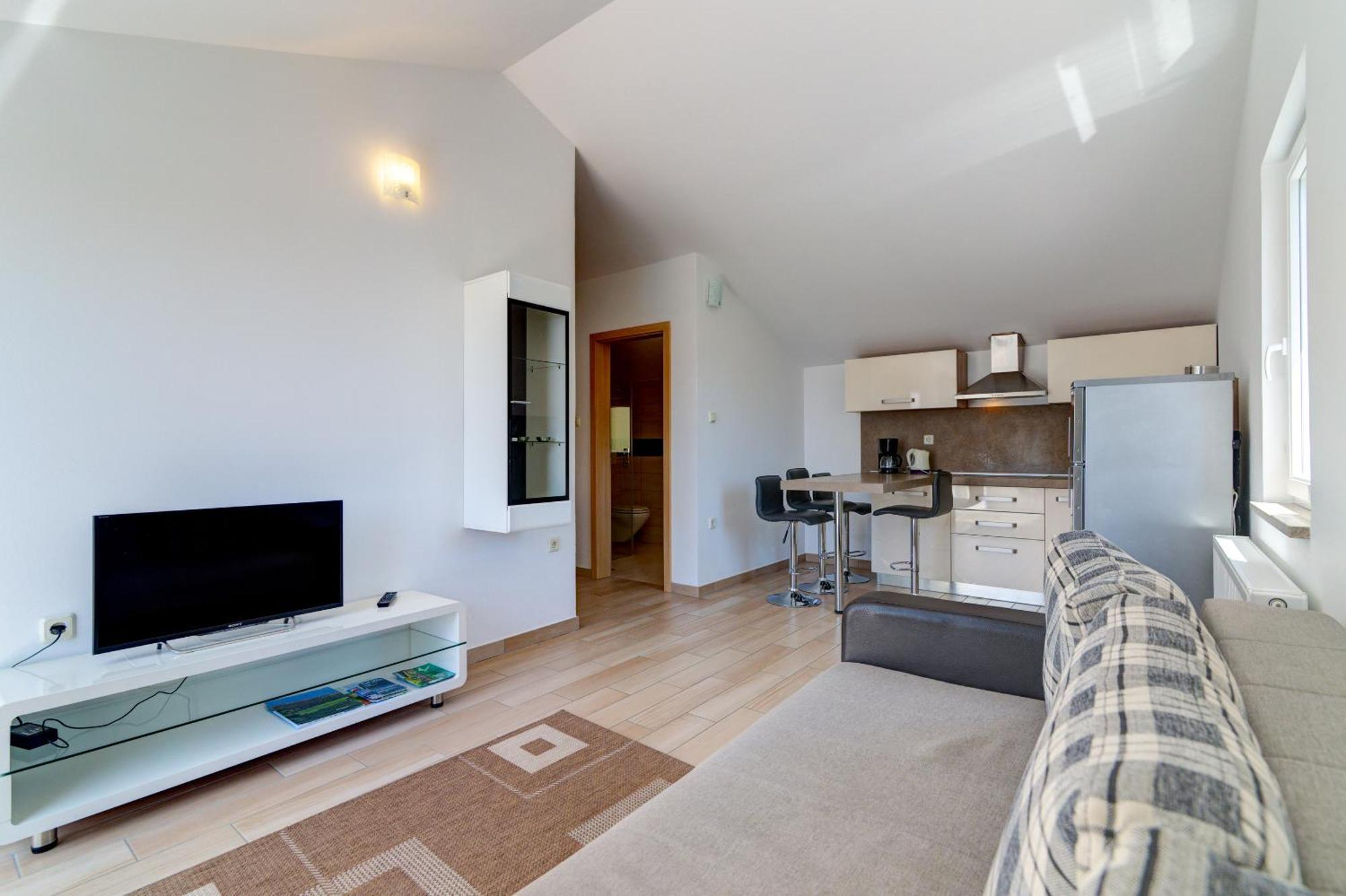 Apartmani Lili Нови-Винодолски Экстерьер фото