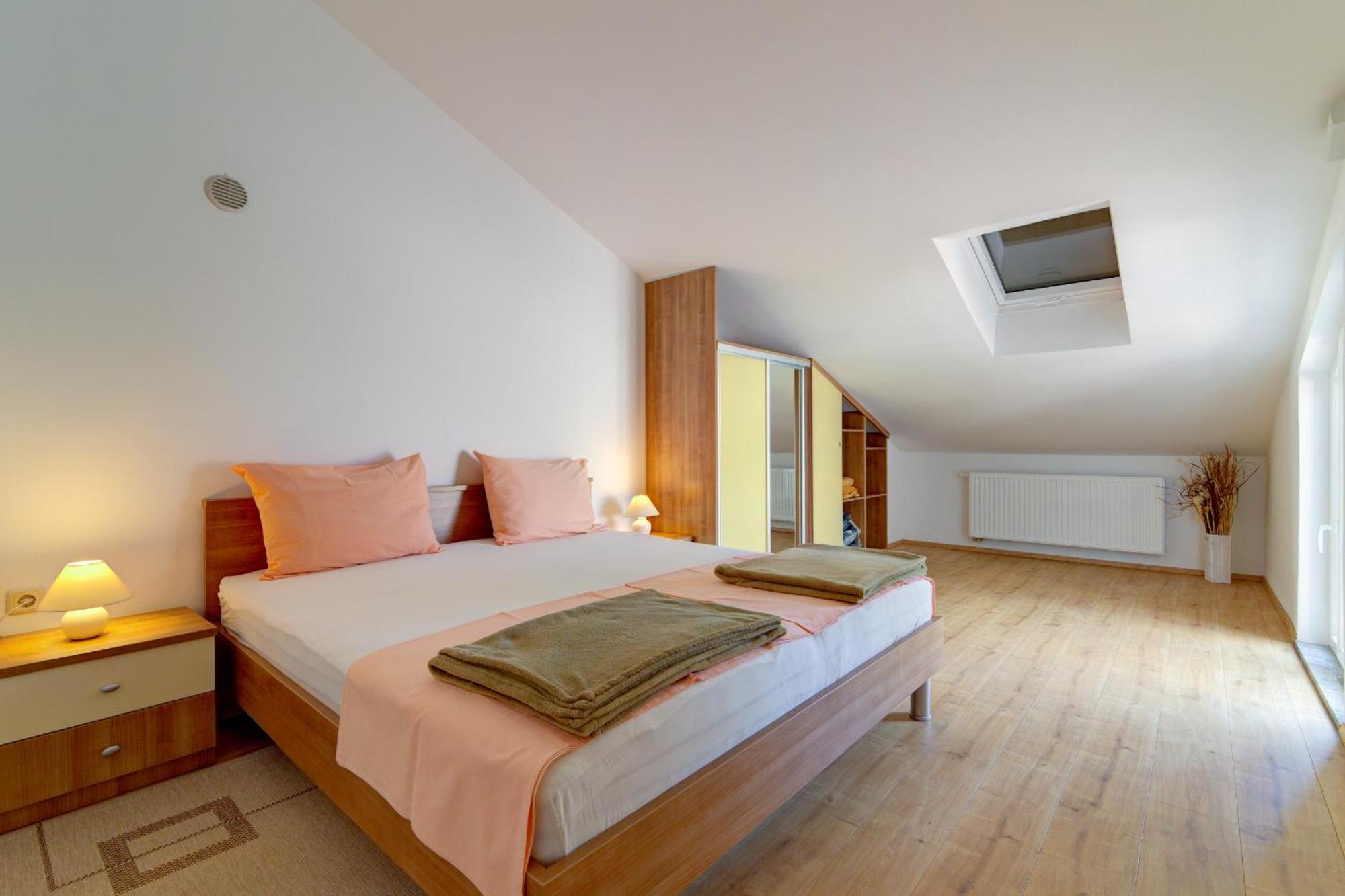 Apartmani Lili Нови-Винодолски Экстерьер фото