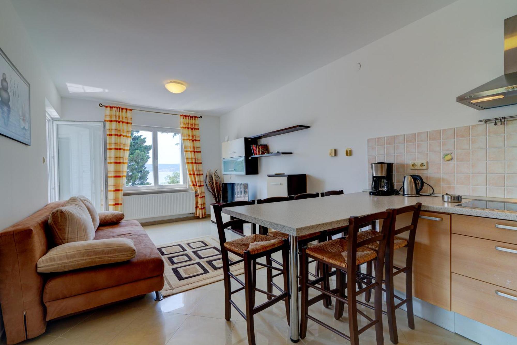 Apartmani Lili Нови-Винодолски Экстерьер фото