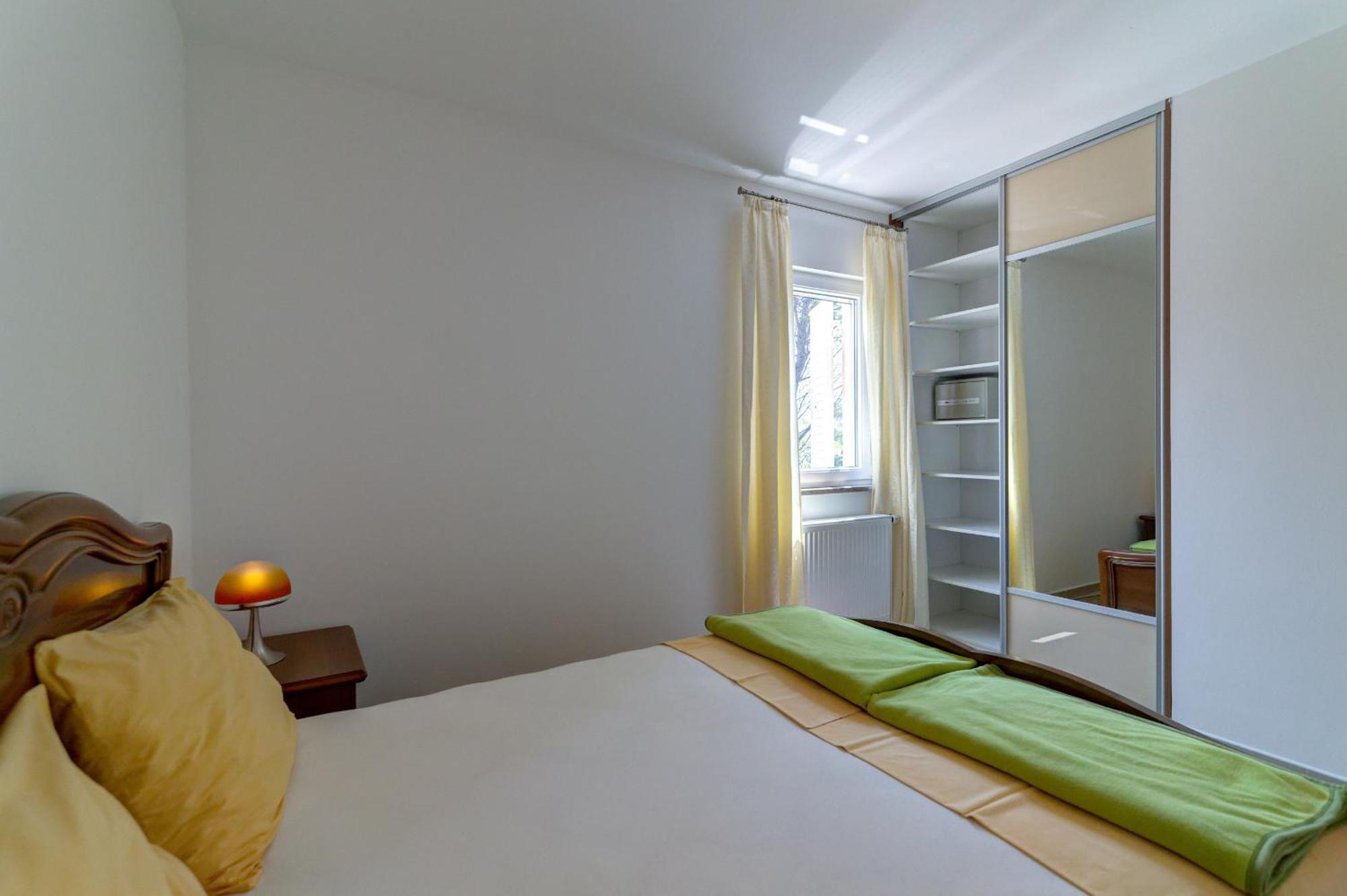 Apartmani Lili Нови-Винодолски Экстерьер фото